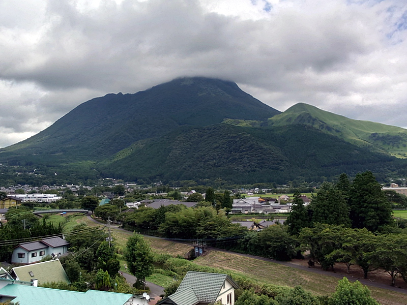 きょうの由布岳