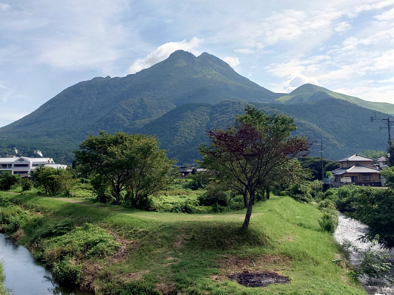 きょうの由布岳