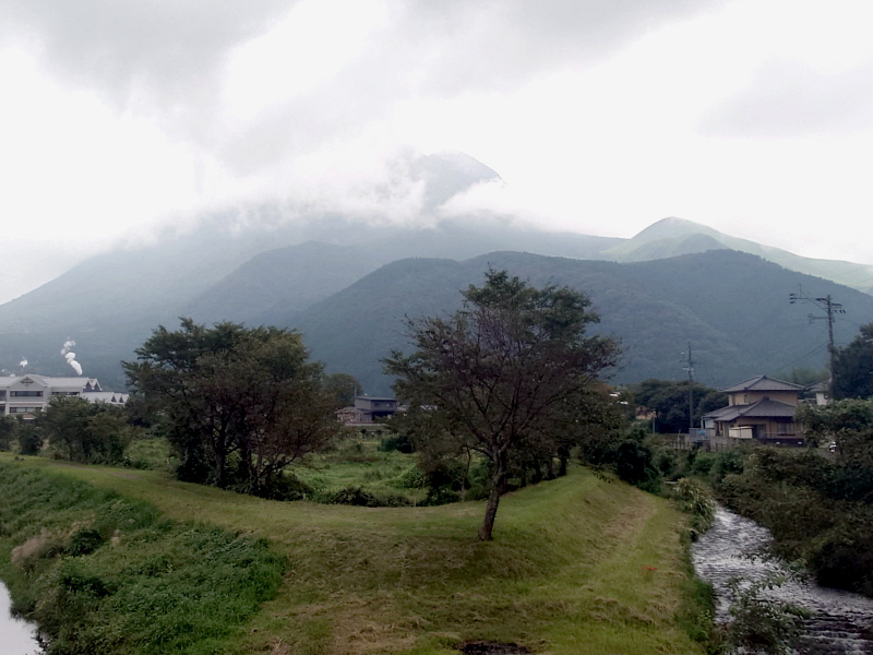 きょうの由布岳