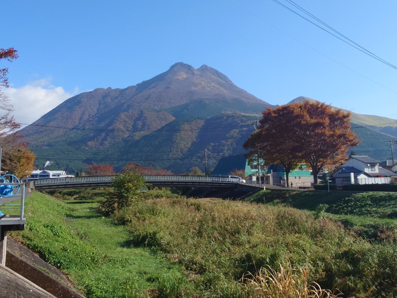 きょうの由布岳
