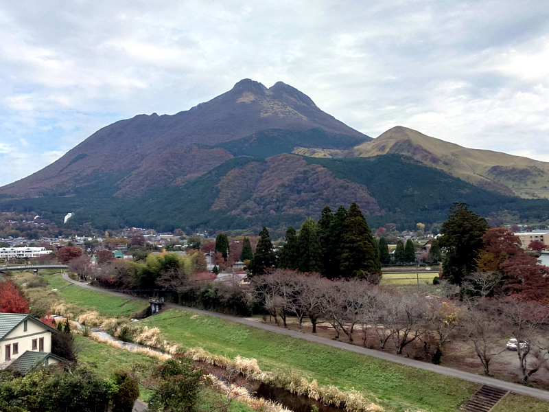 きょうの由布岳