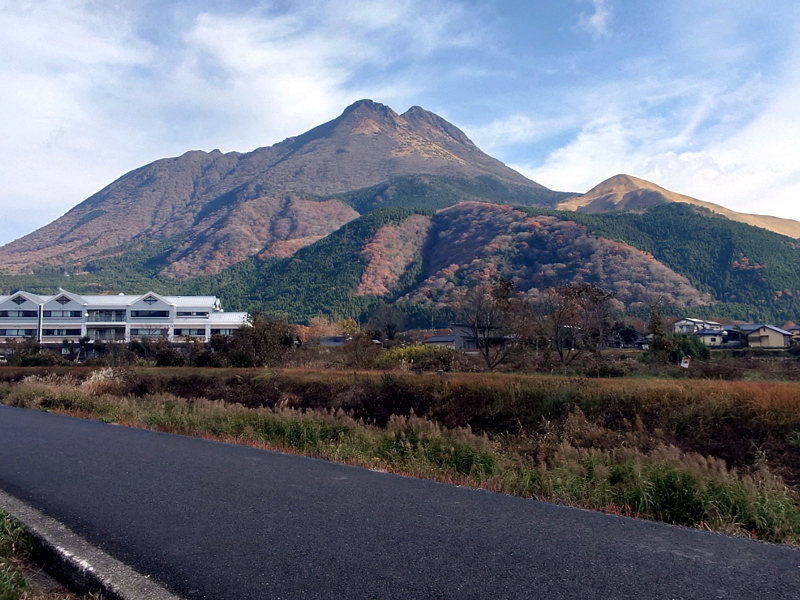きょうの由布岳