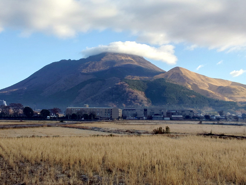 きょうの由布岳