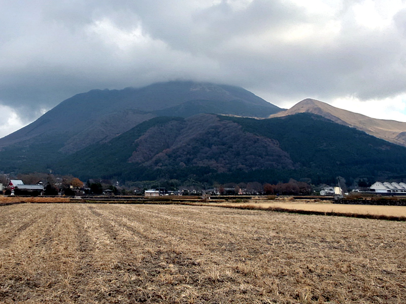 きょうの由布岳