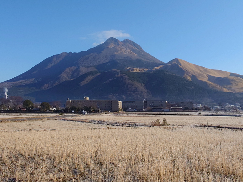 きょうの由布岳