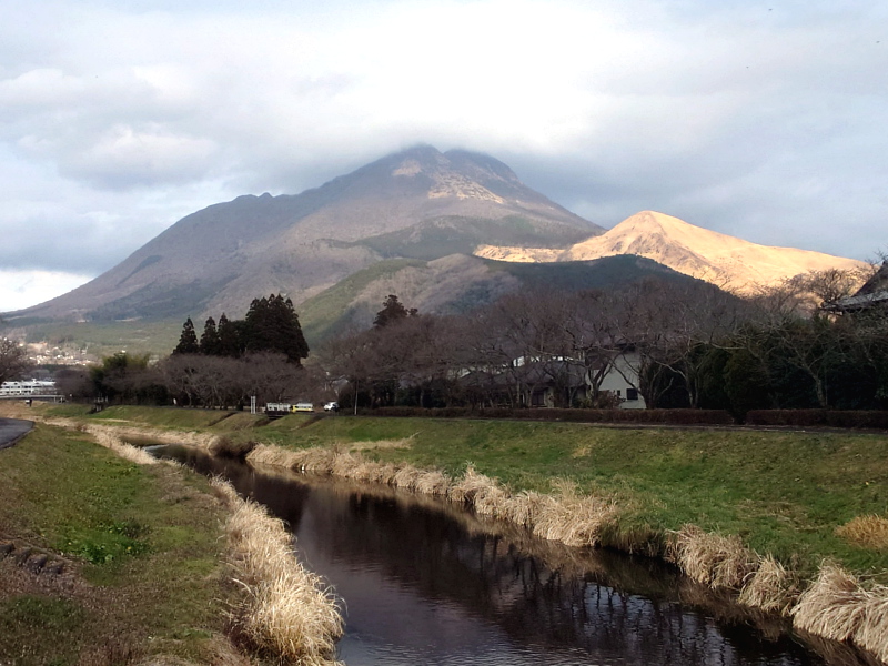 きょうの由布岳