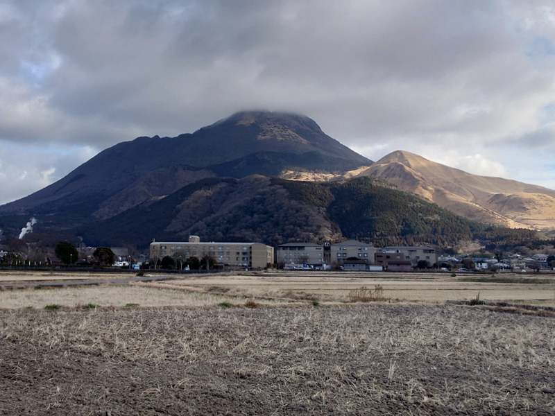 きょうの由布岳