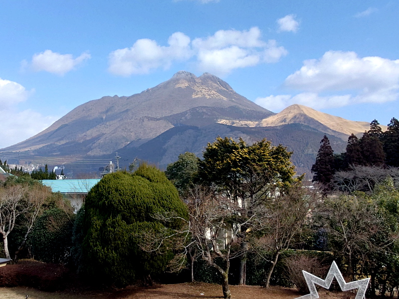 きょうの由布岳