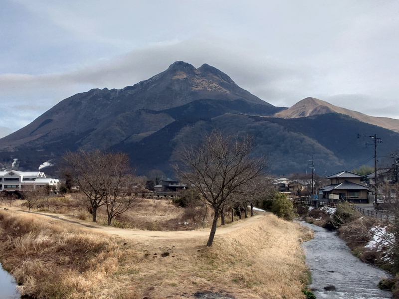 きょうの由布岳