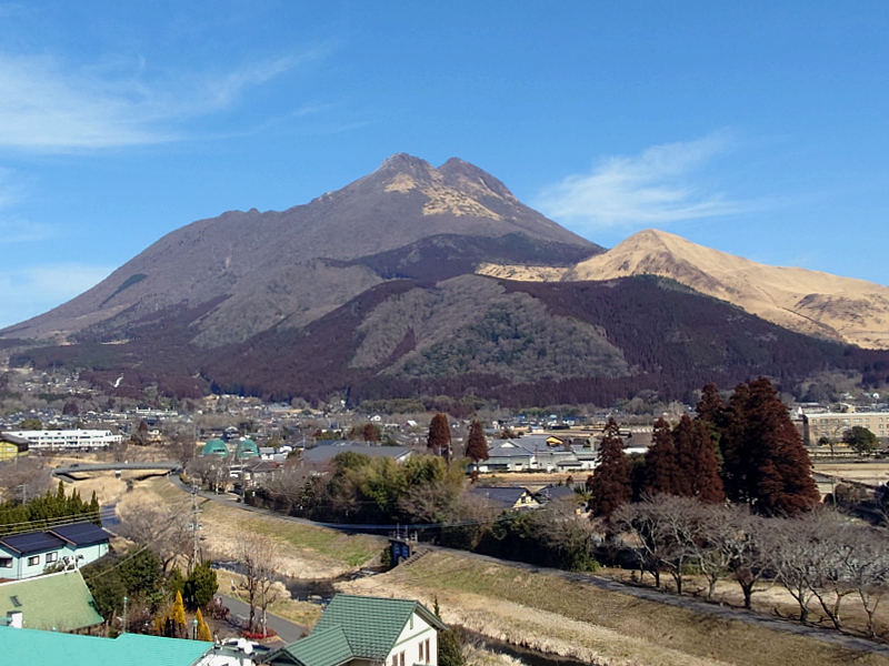 きょうの由布岳