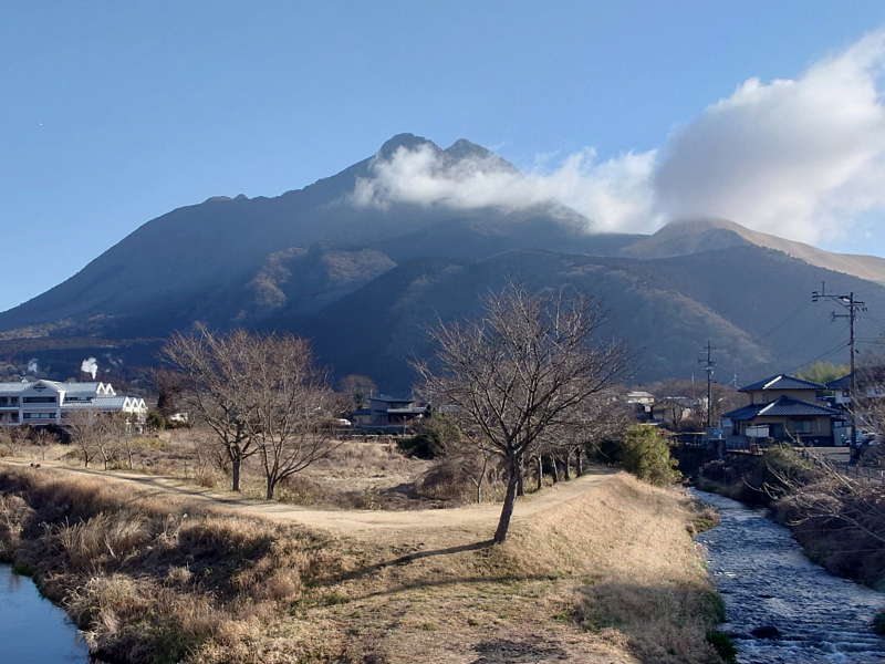 きょうの由布岳