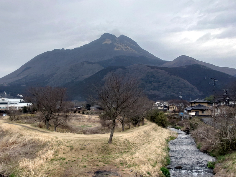 きょうの由布岳
