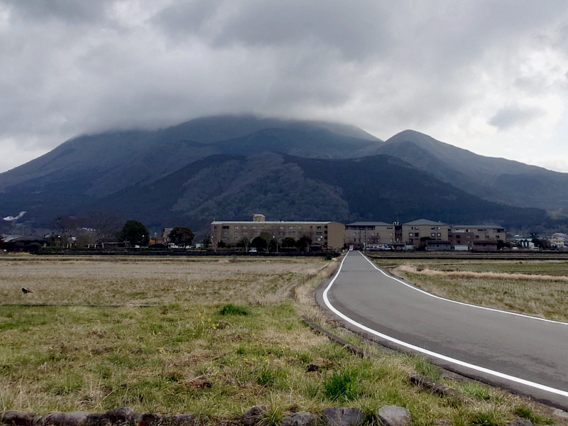 きょうの由布岳