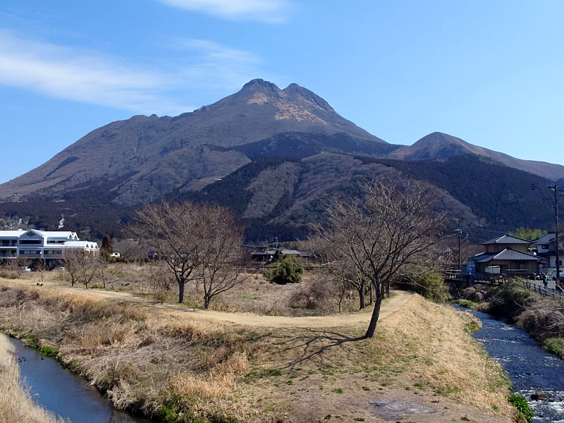 きょうの由布岳