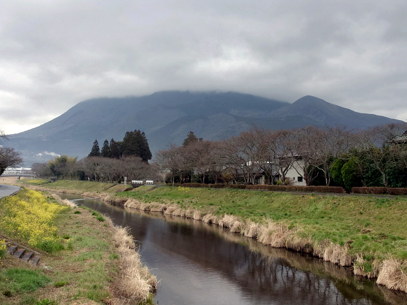 きょうの由布岳